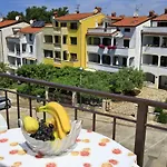 Panorama *