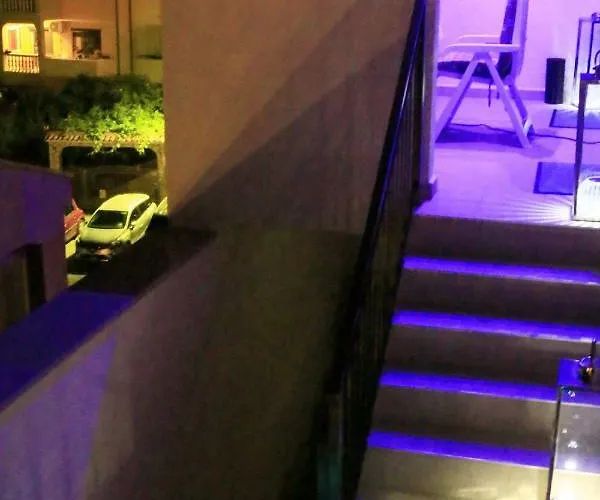 アパート Panorama ポレッチ